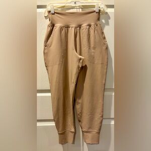 Old Navy High Waisted PowerSoft Jogger savanna grass petite small